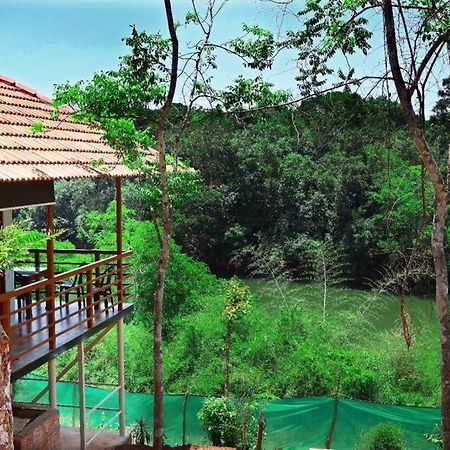 Happydays Hut Villa Mananthavady Exterior photo